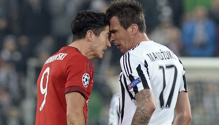 Lewandowski se encara con Mandzukic