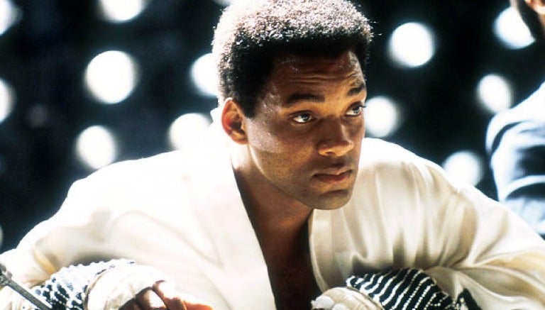 Will Smith, caracterizado como Ali