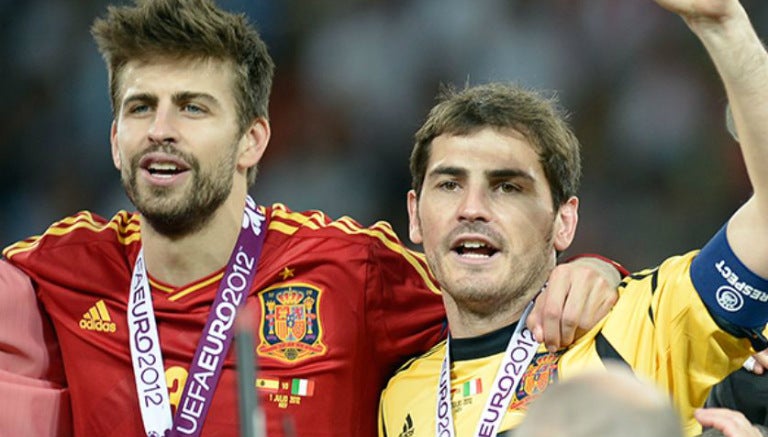 Piqué y Casillas durante la pasada Eurocopa