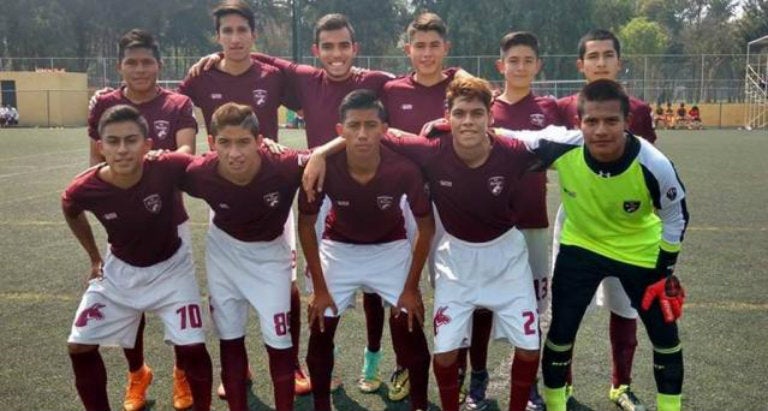 Plantilla del FC Politécnico, previo a un juego