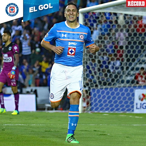 Chaco marcó el cuarto tanto de Cruz Azul contra Rayados