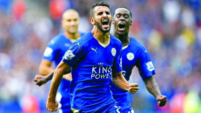 Mahrez celebra un gol con los Foxes