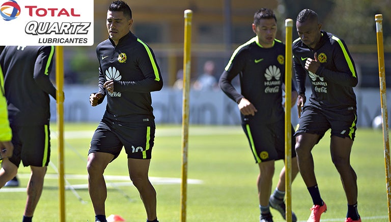 Jugadores de América en entrenamiento