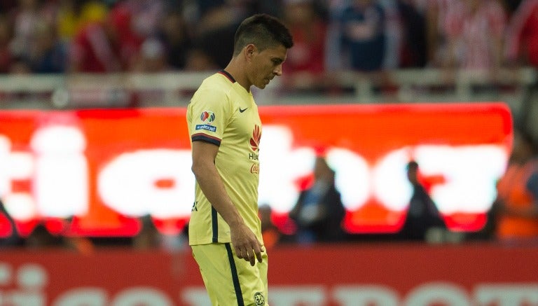 Paolo Goltz después de ser expulsado del Clásico Nacional