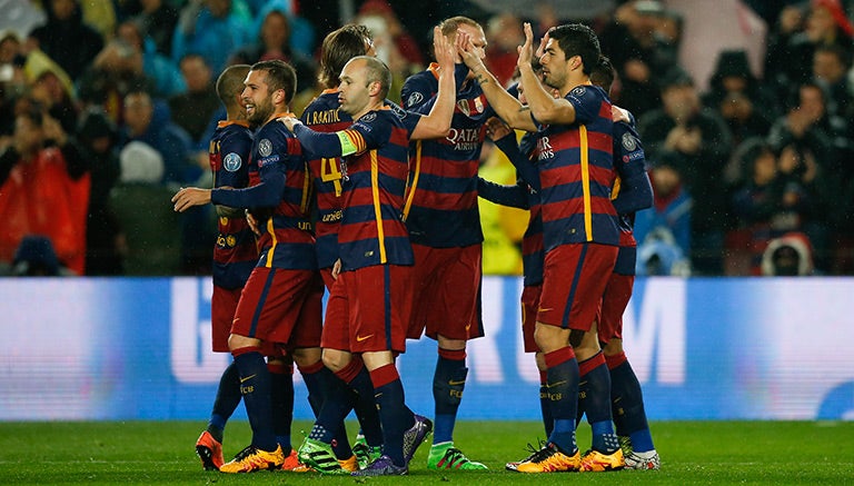 Los jugadores del Barça celebran tras el gol que abrió el marcador contra Arsenal