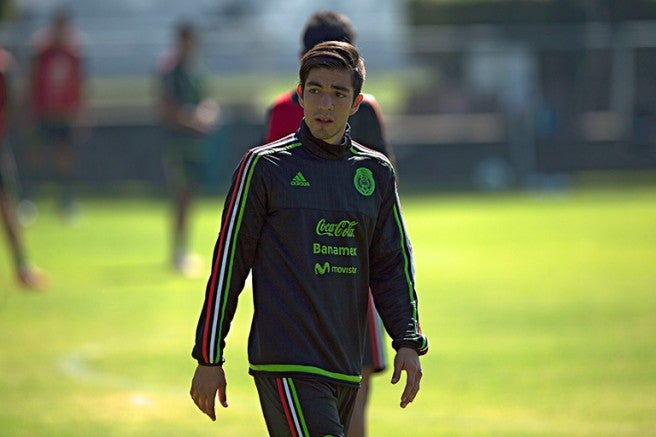 Rodolfo Pizarro durante un entrenamiento con la Selección Mayor