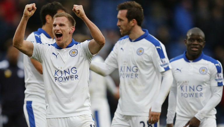 Los futbolistas del Leicester en el festejo tras un nuevo triunfo