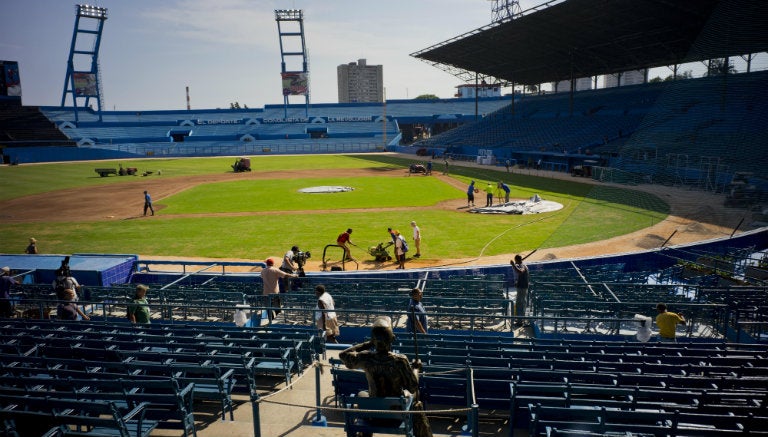 El estadio Latinoamericano durante los preparativos para el partido