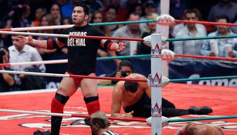 Hijo del Perro Aguayo en Triplemanía