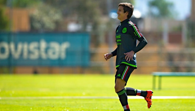 Carlos Fierro, durante un entrenamiento de la Selección Sub 23