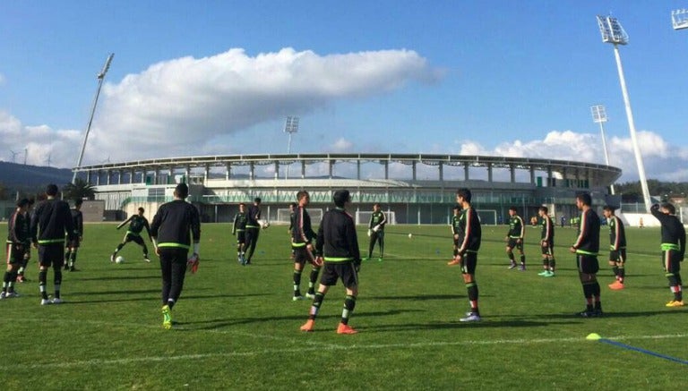 Jugadores de la Sub 23 entrenando en Portugal