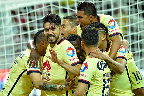 Oribe festeja su conquista en el Clásico