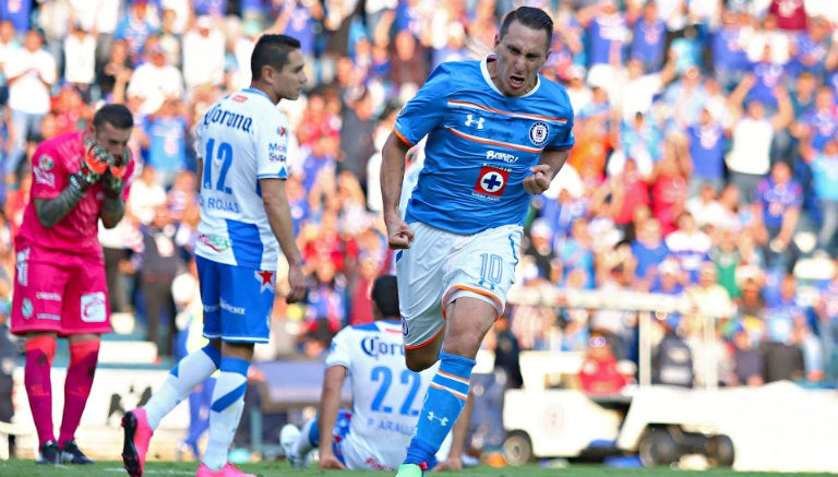 Chaco Giménez celebra anotación contra Puebla