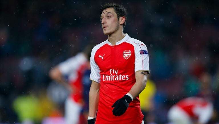 Özil, durante un partido del Arsenal