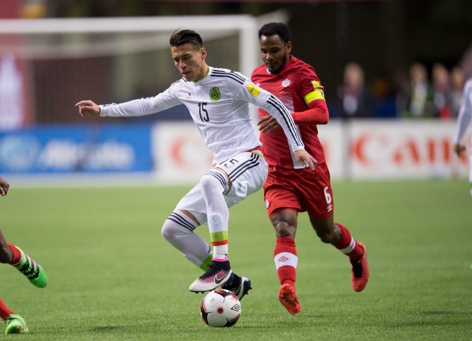 Héctor Moreno durante el partido contra Canadá