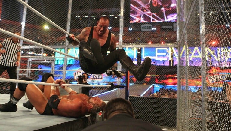 Undertaker contra Triple H en Hell in a Cell