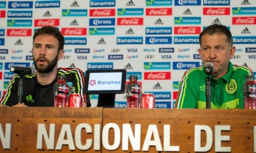 Osorio y Layún, en conferencia de prensa