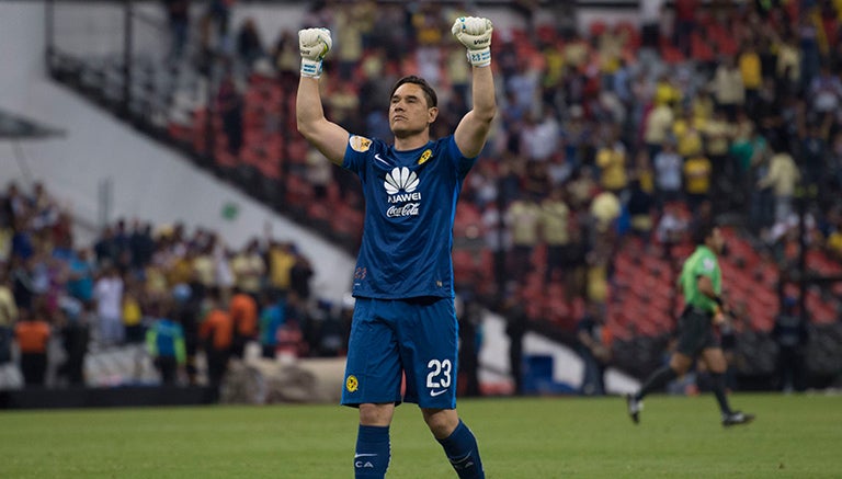 Muñoz en el partido contra Santos 