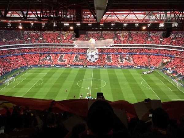 Mosaico del Benfica en el estadio lusitano