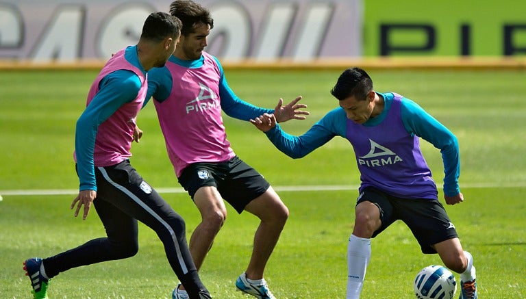 Jugadores de Gallos durante un entrenamiento