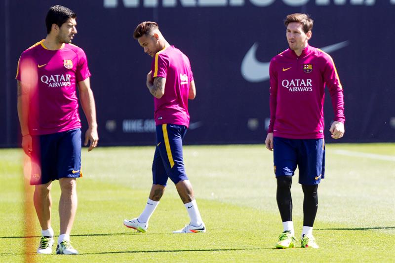 La MSN, en entrenamiento previo al juego contra Valencia