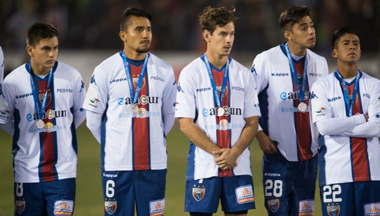 Jugadores del Atlante, tras perder la Final del Ascenso en el Apertura 2015