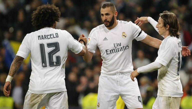 Benzema festeja primer gol de Real Madrid contra Villarreal