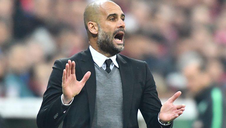 Guardiola aplaude en juego con Bayern Munich