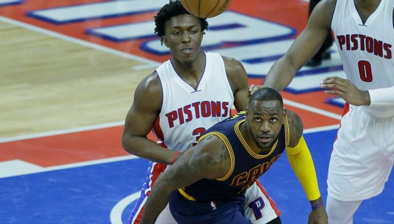 LeBron James durante el partido contra Pistons