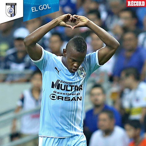 Yerson Candelo festeja gol contra Monterrey