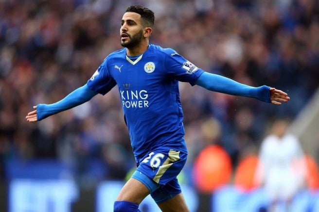 Mahrez celebra un gol con Leicester City