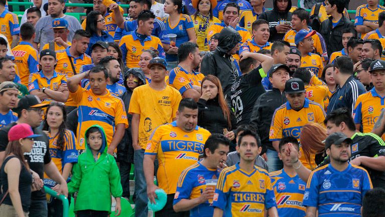 Afición de Tigres en el TSM