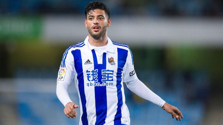 Vela, en partido de la Real Sociedad