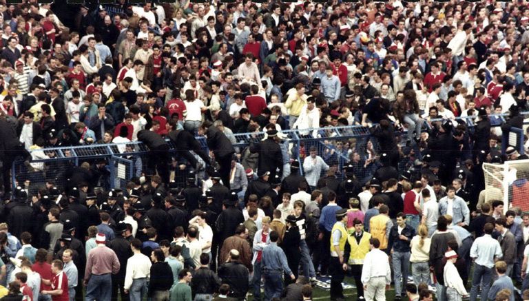 Imagen durante el momento de la tragedia de Hillsborough