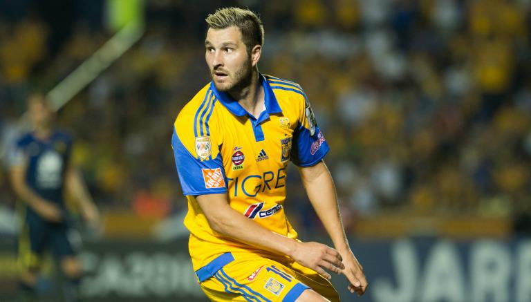 Gignac durante un partido de Tigres