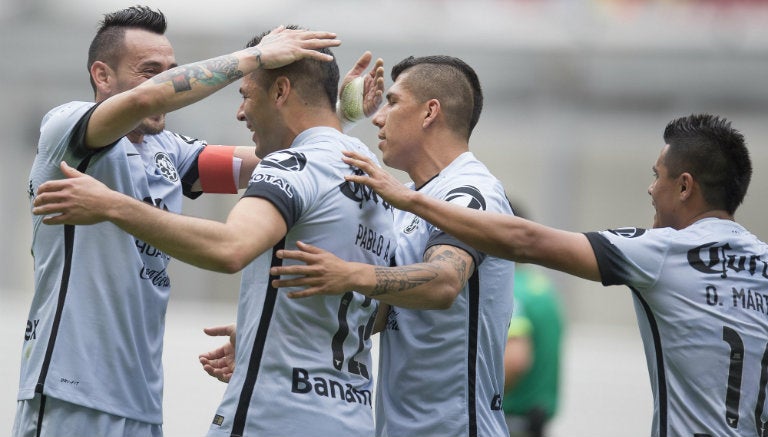 Americanistas festejan gol contra Monterrey