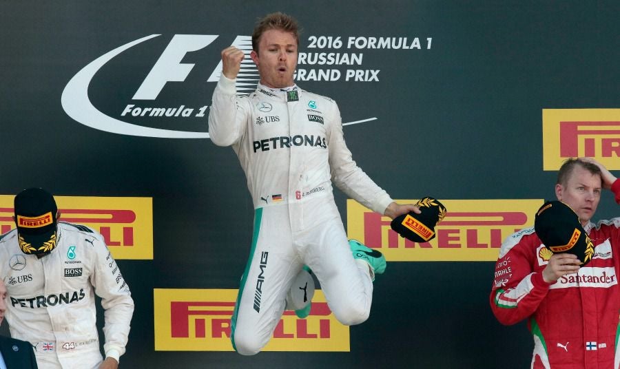 Rosberg celebra su triunfo en el GP de Rusia