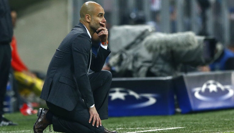 Guardiola luce pensativo en juego contra Atlético