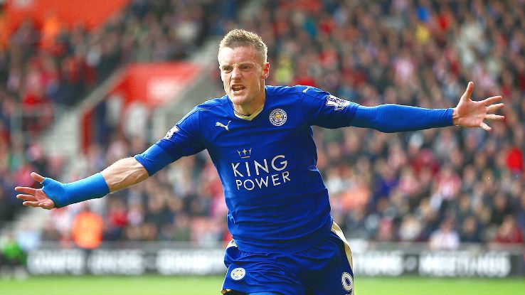 Vardy celebra un gol con Leicester