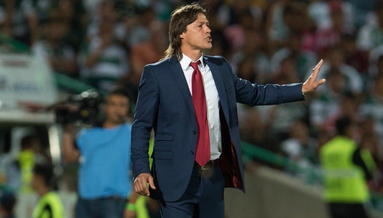 Almeyda, en el duelo contra Santos