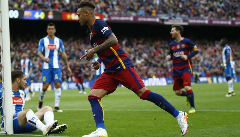 Neymar celebra anotación contra el Espanyol