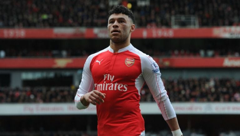 Oxlade Chamberlain durante un partido con Arsenal