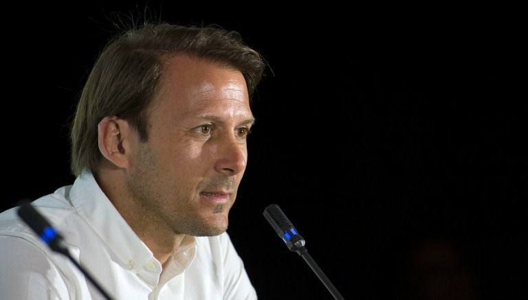 Gaizka Mendieta en conferencia de prensa