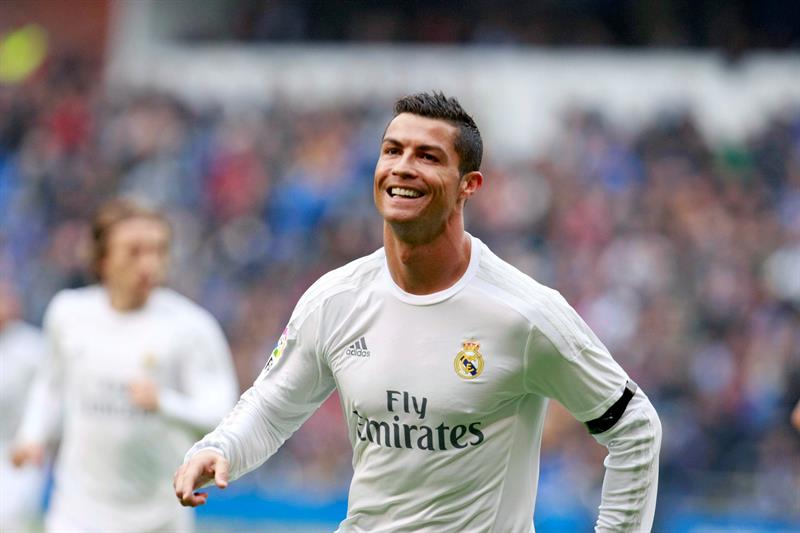 Cristiano celebra gol contra Deportio la Coruña