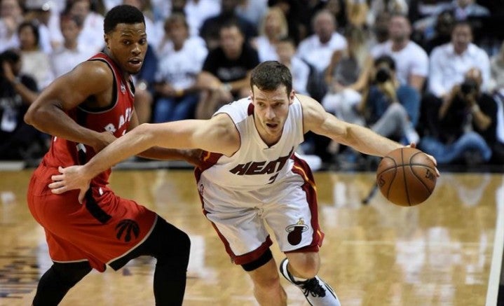 Kyle Lowry durante un partido contra el Heat