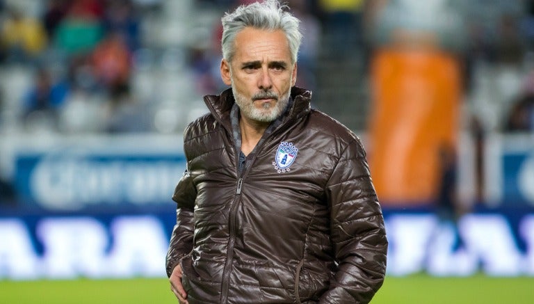 Jesús Martínez, en la cancha del Estadio Hidalgo