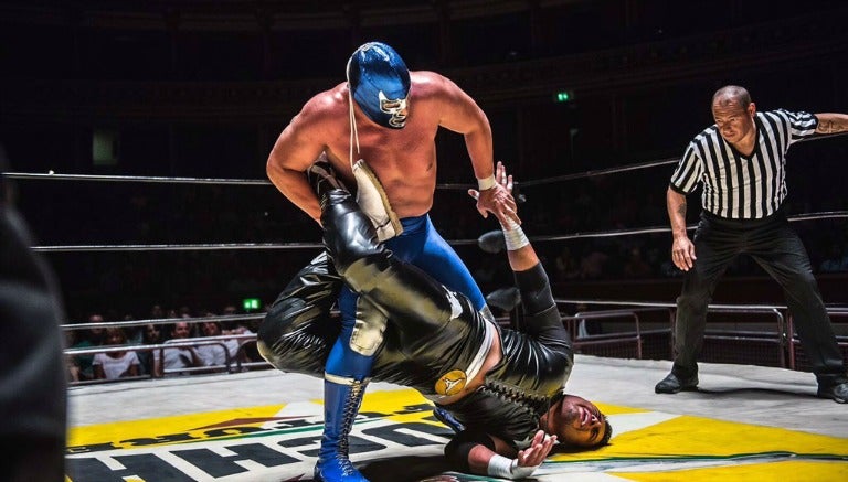 Blue Demon Jr. durante una lucha