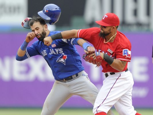 El puñetazo que propinó Odor a Bautista