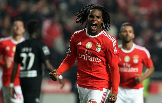 Renato Sanches celebra gol anotado con Benfica