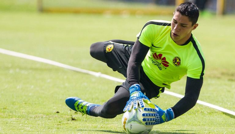 El arquero americanista, entrenando en el nido de Coapa 